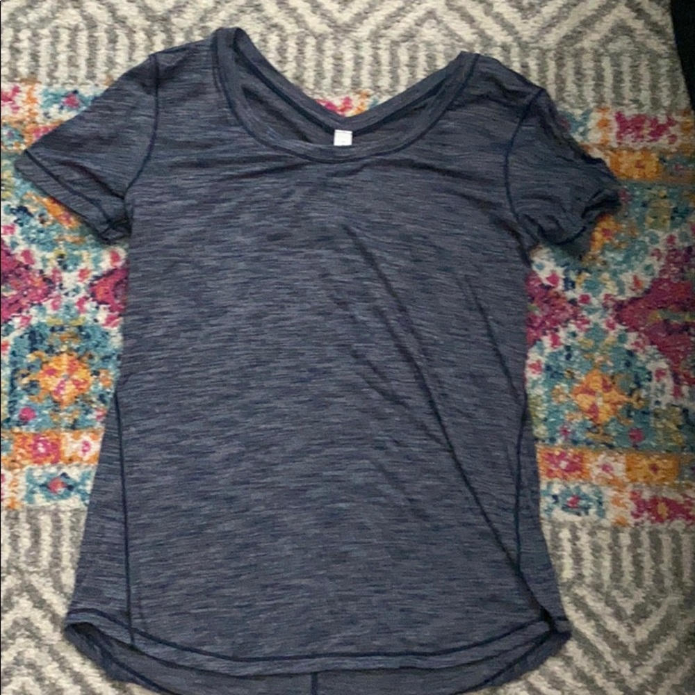 Navy blue lululemon workout top